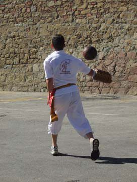 Il pallone pesa 450 grammi