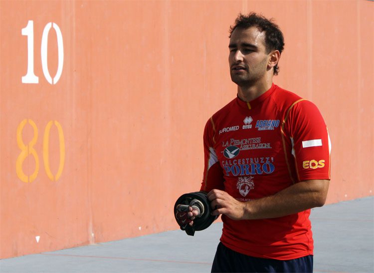 Luca Galliano sofferente